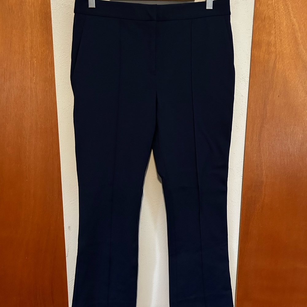Diane Von Furstenberg navy blue mid rise, cropped boot cut pants, sz 10; new!